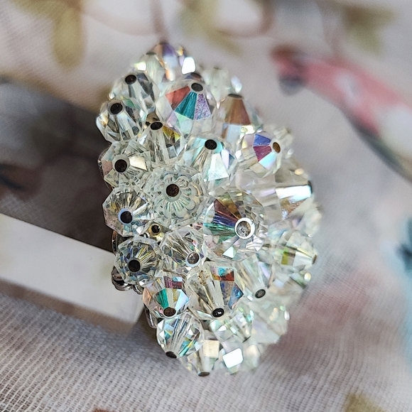 Clear Aurora Borealis Crystal Huge Silver Tone Vintage Brooch Excellent Shape - Picture 5 of 9